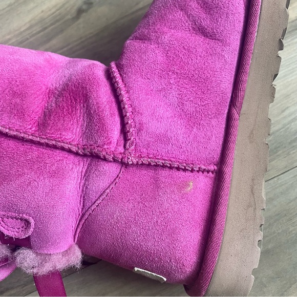 Pink Bailey Bow Uggs - Picture 8 of 8